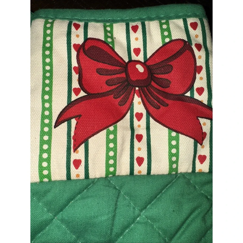 Christmas Joy Wreath Oven Mitt Pot Holder Set Quilted Holiday‎ Kitchen